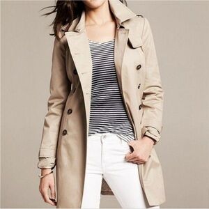 Banana Republic Classic Trench